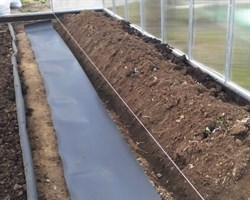 Отсекатель корней Б-50 черный 50 см х 10 м - фото 18881