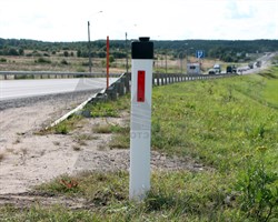 Столбик дорожный с выдвижной вехой СДС С1, высота 1,2 м - фото 22306